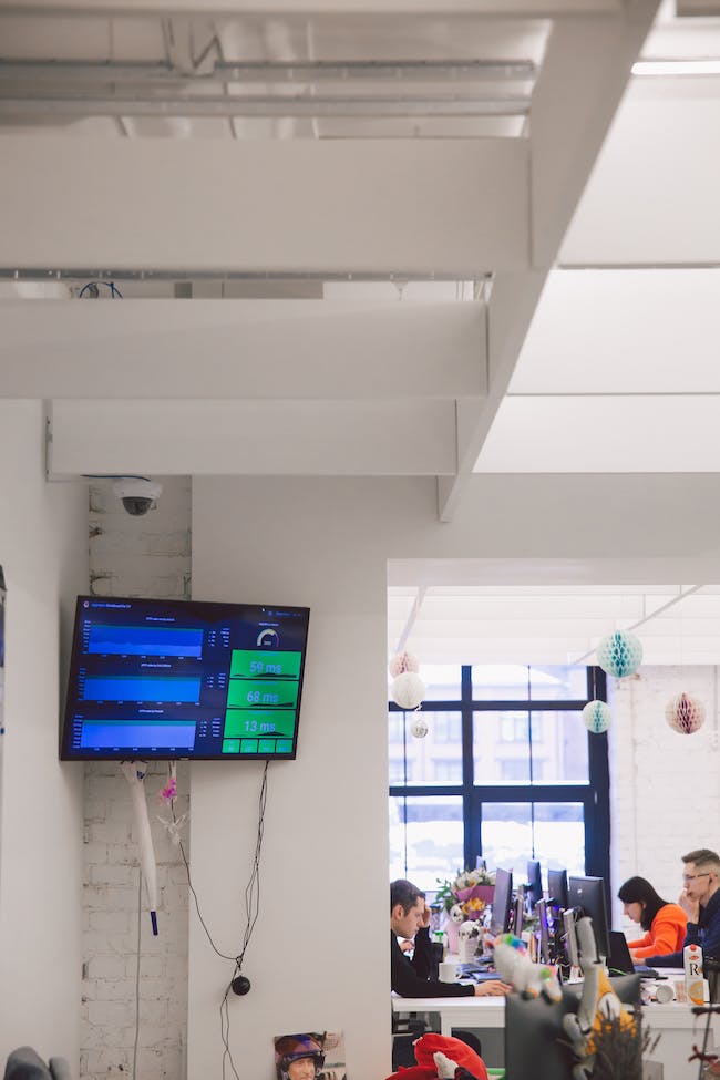 indoor-cctv-gedung-bisnis-perkantoran